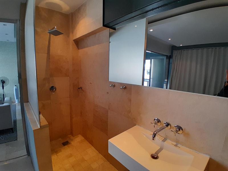 To Let 2 Bedroom Property for Rent in Sea Point Western Cape